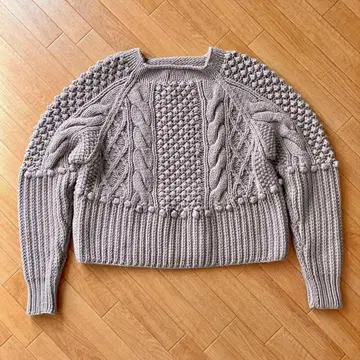 [ IENA ] EIGER 손뜨개질 케이블 풀오버 니트