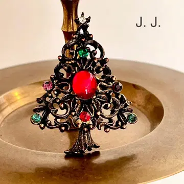 J.J. 빈티지 브로치