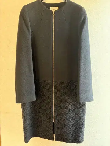 이에나 노카라 울 코트