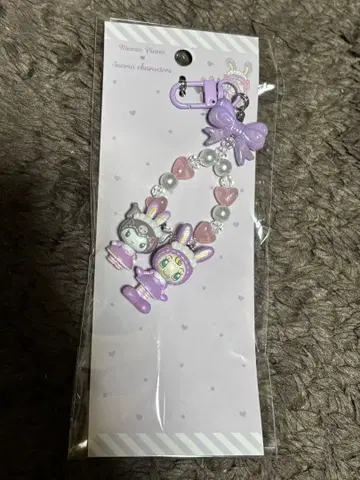 산리오 메조피아노 콜라보 쿠로미 베리에 키링