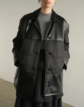 CLANE(클라네) 비건 레더 스위칭 오버 자켓 코트