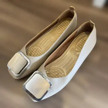 베이지 스퀘어토 펌프스