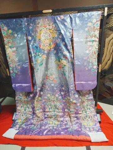 이로다이카케 꽃무늬 자수 보라색