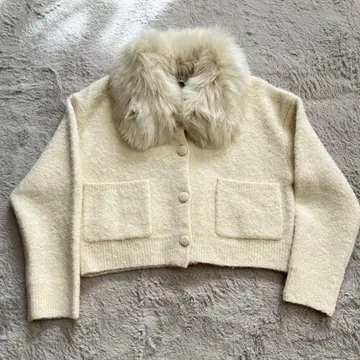 ZARA 아이보리 퍼 가디건