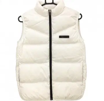 준앤로페 화이트 다운 베스트
