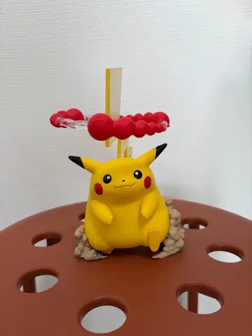 피카츄vmax 포켓몬 25th 셀레브레이션즈 피규어