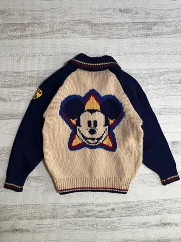 Disney 디즈니 미키마우스 니트 스웨터 카우친풍