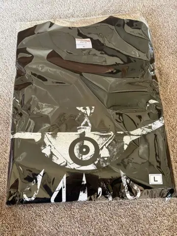 La'cryma Christi T셔츠 L 사이즈