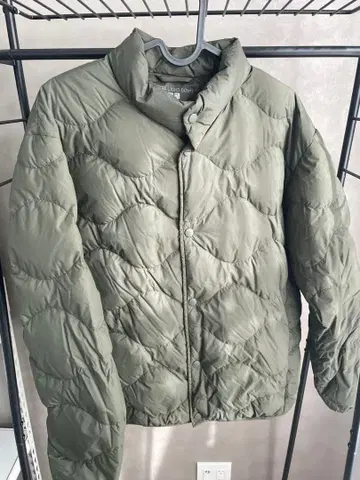 UNIQLO 울트라 라이트 다운 M 올리브