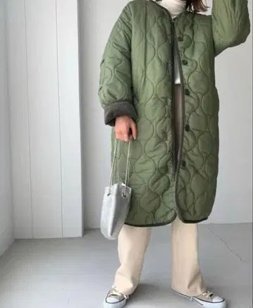 via j(비아제이) 퀼팅 코트