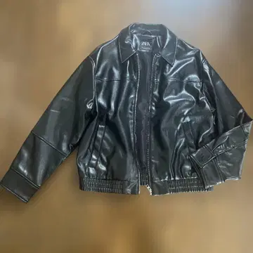 ZARA 블랙 가죽 자켓 S