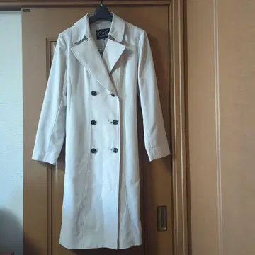 쿠 드 샹스 트렌치코트