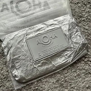 ALOHA COLLECTION 트래블 파우치 실버 미니 택 포함 새상품