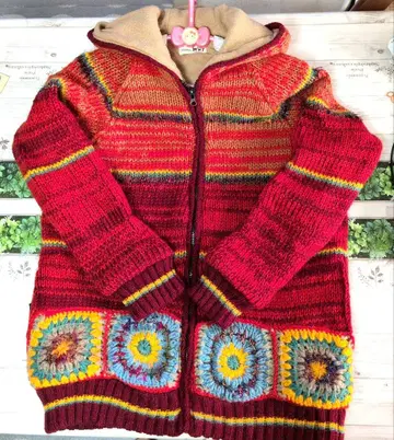 후드 부착 빨간색 니트 점퍼 L 사이즈