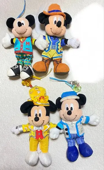 [ 4개 세트 ] 미키 봉제 인형 스트랩 디즈니