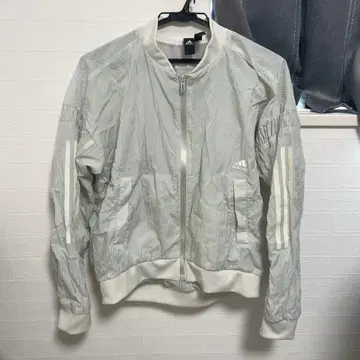 adidas 나일론 자켓 라이트 그레이 FM5182