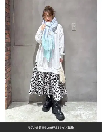 로데오 크라운 애니멀 패턴 도킹 원피스