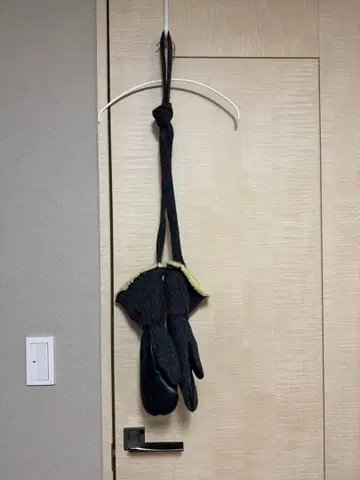 엔지니어드 가먼츠 장갑