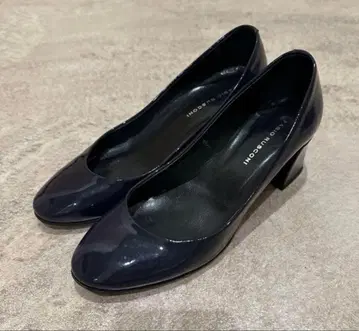 새상품급 파비오 루스코니 네이비 청키 펌프스