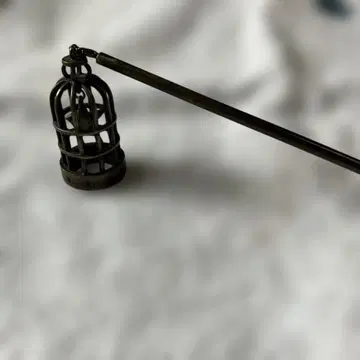 금속제 새장 디자인 헤어콤