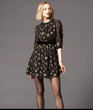 MAX&Co 별 패턴 블랙 원피스 사이즈 36