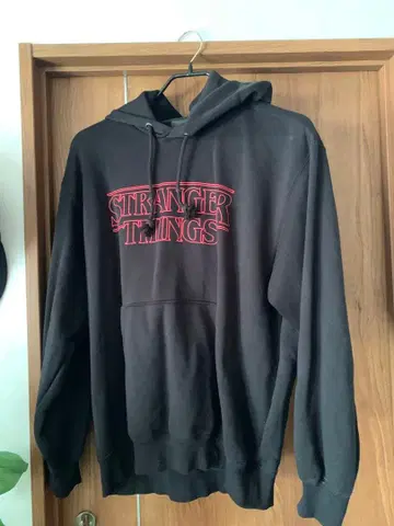 GU 헤비 웨이트 맨투맨 후드티 L 기묘한 이야기 콜라보