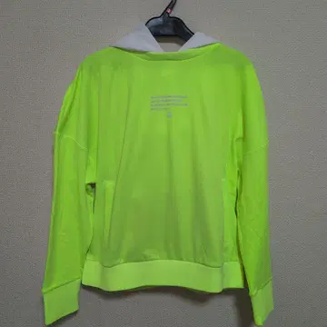 테일러메이드 골프웨어 후드 부착