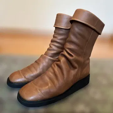 천연 가죽 숏부츠 사이드 지퍼 카멜 브라운 4cm 힐