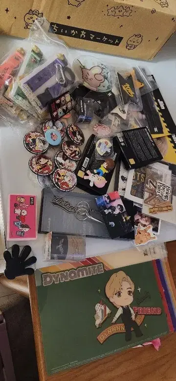 BTS 굿즈 묶음 판매