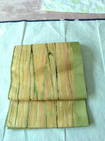 구제 의류 개방형 오비 순수 실크 꾀꼬리색에 핑크, 금, 블랙 세로 무늬