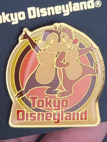 도쿄 디즈니랜드 칩과 데일 핀 배지