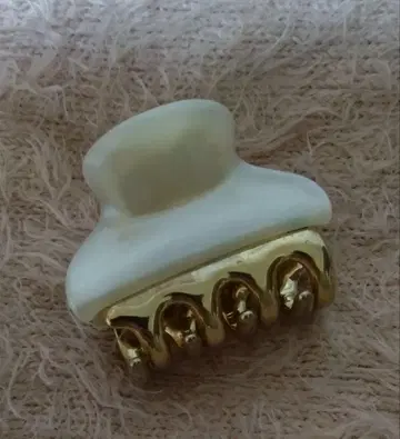 새상품급 아카 클립 미니 S 펄 화이트