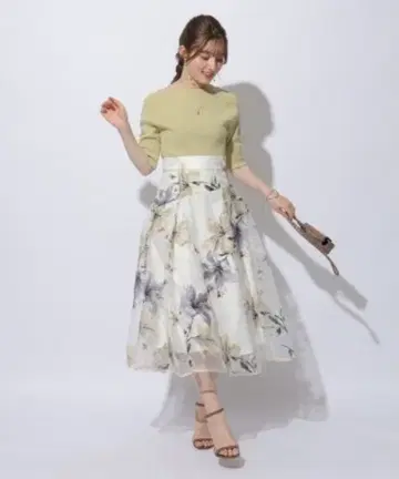아푸와이저 리셰 릴리 플라워 오팔 스커트 사이즈 1