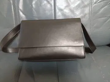 [ zara ] 블랙 합성 피혁 숄더백