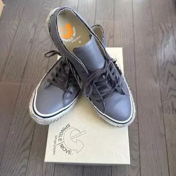 ANGLE MOVE 그레이 스니커즈