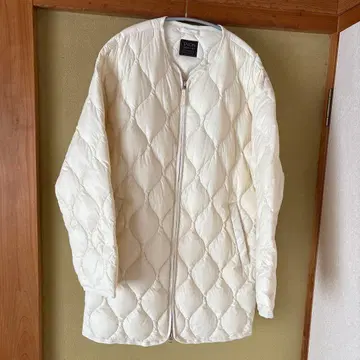 TAION 아이보리 퀼팅 다운 자켓