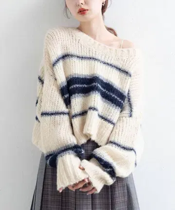 kastane 보더 모헤어 니트 네이비