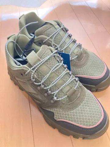 ZARA 스니커즈 24.5cm