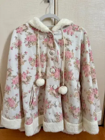 레어 LIZLISA 꽃무늬 판초 코트