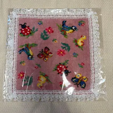 페이러 친사와 레이스 손수건