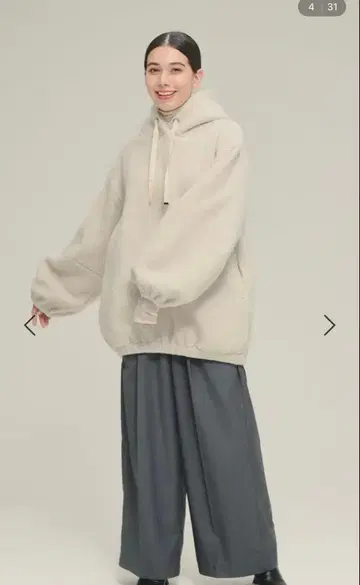 지나시스 eL 보아 후드 풀오버 화이트