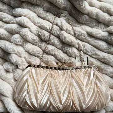 미사용 새상품! 파티 백 쿠라타