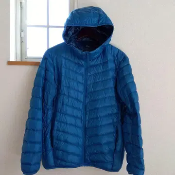 유니클로 울트라 라이트 다운 후드 다운 UNIQLO 블루 라이트 다운