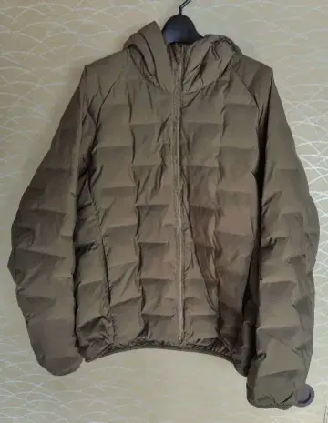 UNIQLO WARM PADDED 다운 자켓 L 사이즈 올리브