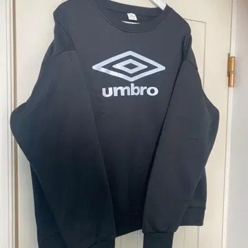 umbro 블랙 맨투맨 트레이닝복 사이즈 F