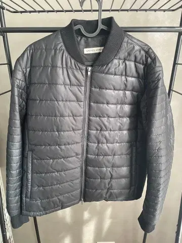 UNITED ARROWS 블랙 점퍼