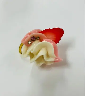 Q-pot 휘핑 반지 스트로베리 핑크 화이트 큐포트