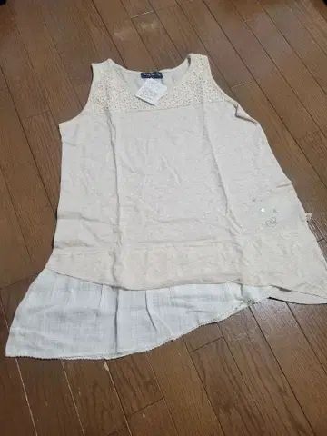 드럭스토어 베이지 슬리브리스 튜닉