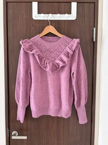 연보라 프릴 니트 스웨터 긴팔 하와이에서 구매
