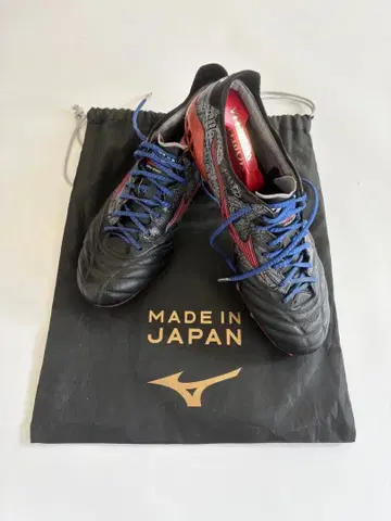 미즈노 MORELIA NEO III 세르히오 라모스 모델 27cm